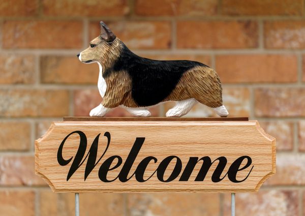 Pembroke Welsh Corgi DIG Welcome Stake Online - Image 3