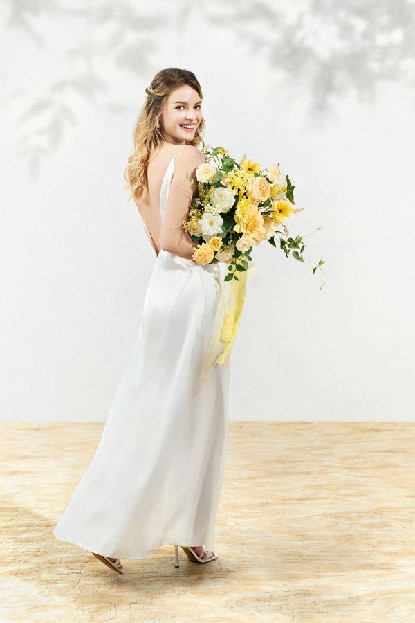 Medium Free-Form Bridal Bouquet in Lemonade Yellow For Sale - Image 2