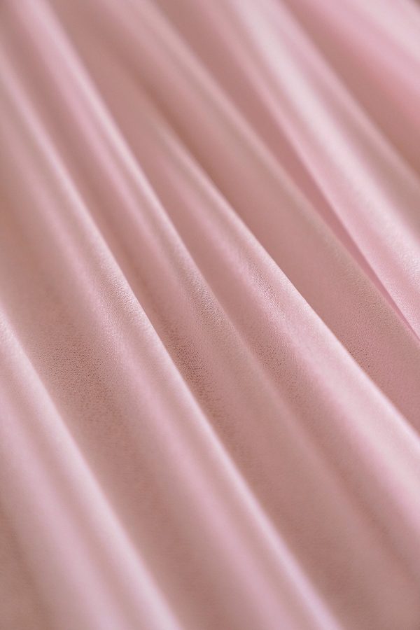 Table Linens in Rouge Colors Hot on Sale - Image 4
